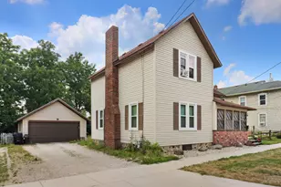 213 E Centralia St, Elkhorn, WI 53121 - Photo 4