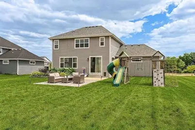 8829 S Shady Leaf Ln, Franklin, WI 53132 - Photo 34