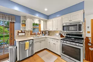 W66N394 Kennedy Ave, Cedarburg, WI 53012 - Photo 32