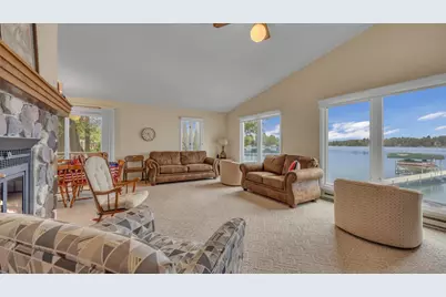 10626  Sunny Vista Ln, Schleswig, WI 53042 - Photo 8