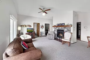 10626 Sunny Vista Ln, Schleswig, WI 53042 - Photo 10