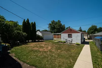 3239 S 54th St, Milwaukee, WI 53219 - Photo 22