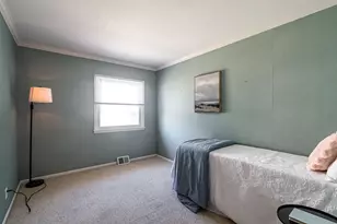 3239 S 54th St, Milwaukee, WI 53219 - Photo 12