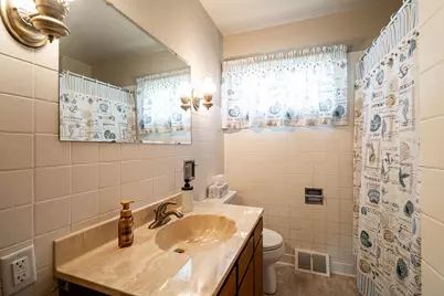 3239 S 54th St, Milwaukee, WI 53219 - Photo 16