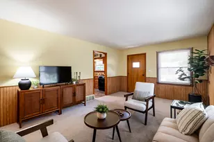 3239 S 54th St, Milwaukee, WI 53219 - Photo 2