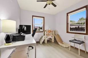 4336 S Pennsylvania Ave, Saint Francis, WI 53235 - Photo 20