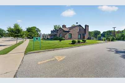 202-208 N Main St, Thiensville, WI 53092 - Photo 4