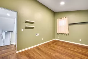 2202 S 68th St, West Allis, WI 53219 - Photo 20