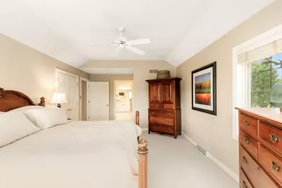 21100  Chancery Ct, Brookfield, WI 53045 - Photo 28