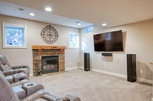 21100 Chancery Ct, Brookfield, WI 53045 - Photo 44
