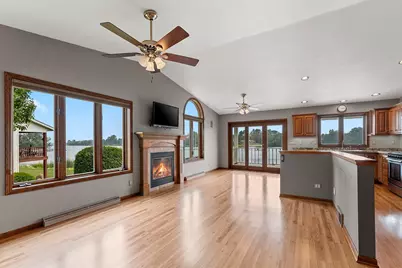 1621  Blue Heron Dr, Two Rivers, WI 54241 - Photo 20