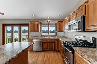 1621  Blue Heron Dr, Two Rivers, WI 54241 - Photo 30