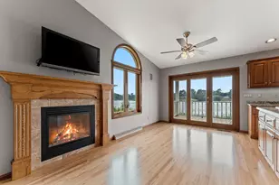 1621 Blue Heron Dr, Two Rivers, WI 54241 - Photo 22