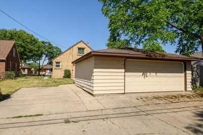 5122 N 65th St, Milwaukee, WI 53218 - Photo 30