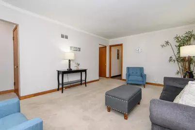 5122 N 65th St, Milwaukee, WI 53218 - Photo 6