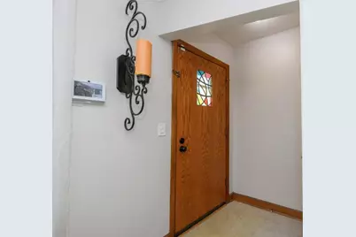 5122 N 65th St, Milwaukee, WI 53218 - Photo 2