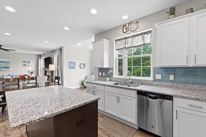 S77W14494  Independence Ct, Muskego, WI 53150 - Photo 6