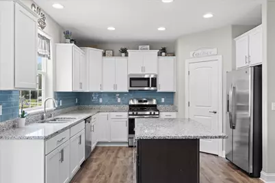 S77W14494  Independence Ct, Muskego, WI 53150 - Photo 4