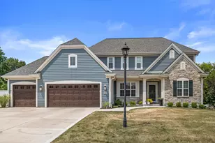 W273N2473 Arlington Dr, Pewaukee, WI 53072 - Photo 1