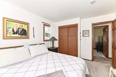 8524  19th Ave, Kenosha, WI 53143 - Photo 10