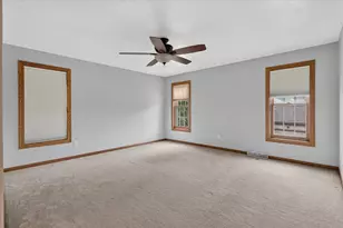 N48W16103 Lone Oak Ln, Menomonee Falls, WI 53051 - Photo 20