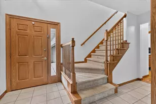 N48W16103 Lone Oak Ln, Menomonee Falls, WI 53051 - Photo 4