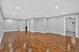 N48W16103 Lone Oak Ln, Menomonee Falls, WI 53051 - Photo 34