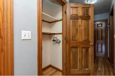 N48W16103  Lone Oak Ln, Menomonee Falls, WI 53051 - Photo 8