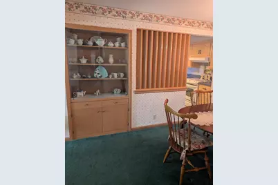 5331  Orchard Ln, Greendale, WI 53129 - Photo 8