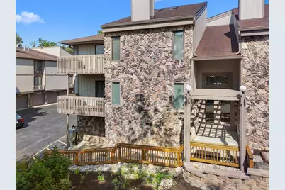 844  Kendall Ln #5F, Lake Geneva, WI 53147 - Photo 2