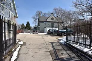 1016 N 29th St, Milwaukee, WI 53208 - Photo 46
