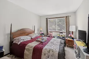 5616 Cambridge Ln, Racine, WI 53406 - Photo 12