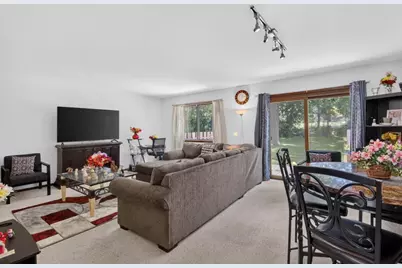 5616  Cambridge Ln #4, Racine, WI 53406 - Photo 8