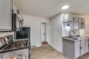 3173 N 41st St, Milwaukee, WI 53216 - Photo 6