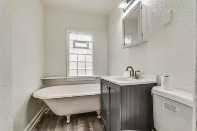 3173 N 41st St, Milwaukee, WI 53216 - Photo 8