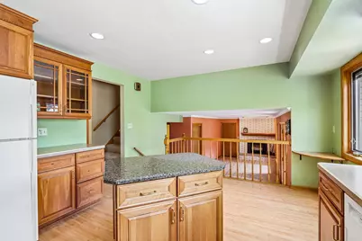 13425 W Old Oak Ln, New Berlin, WI 53151 - Photo 16