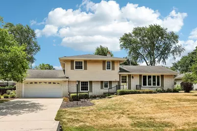 13425 W Old Oak Ln, New Berlin, WI 53151 - Photo 70