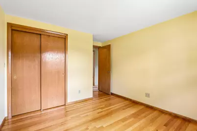 13425 W Old Oak Ln, New Berlin, WI 53151 - Photo 40