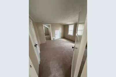 1601 S 65th St, West Allis, WI 53214 - Photo 16