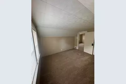 1601 S 65th St, West Allis, WI 53214 - Photo 14