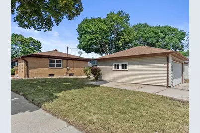 4426 N 88th St, Milwaukee, WI 53225 - Photo 30