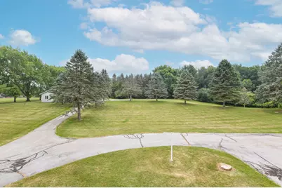 N79W34857  Petersen Rd, Oconomowoc, WI 53066 - Photo 30