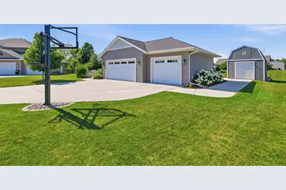2616  Creekview Ct, Sheboygan, WI 53081 - Photo 42