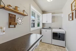 2616 Creekview Ct, Sheboygan, WI 53081 - Photo 6