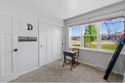 2616  Creekview Ct, Sheboygan, WI 53081 - Photo 18