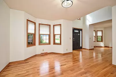 1555  48th Ave, Goodview, MN 55987 - Photo 4