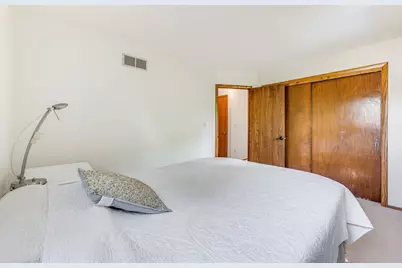 2505  Almesbury Ave, Brookfield, WI 53045 - Photo 20