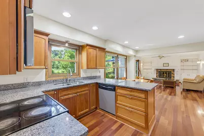 2505  Almesbury Ave, Brookfield, WI 53045 - Photo 8
