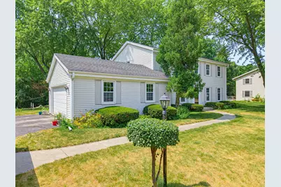 2505  Almesbury Ave, Brookfield, WI 53045 - Photo 44