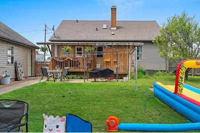729  Woodlawn Dr, Manitowoc, WI 54220 - Photo 34